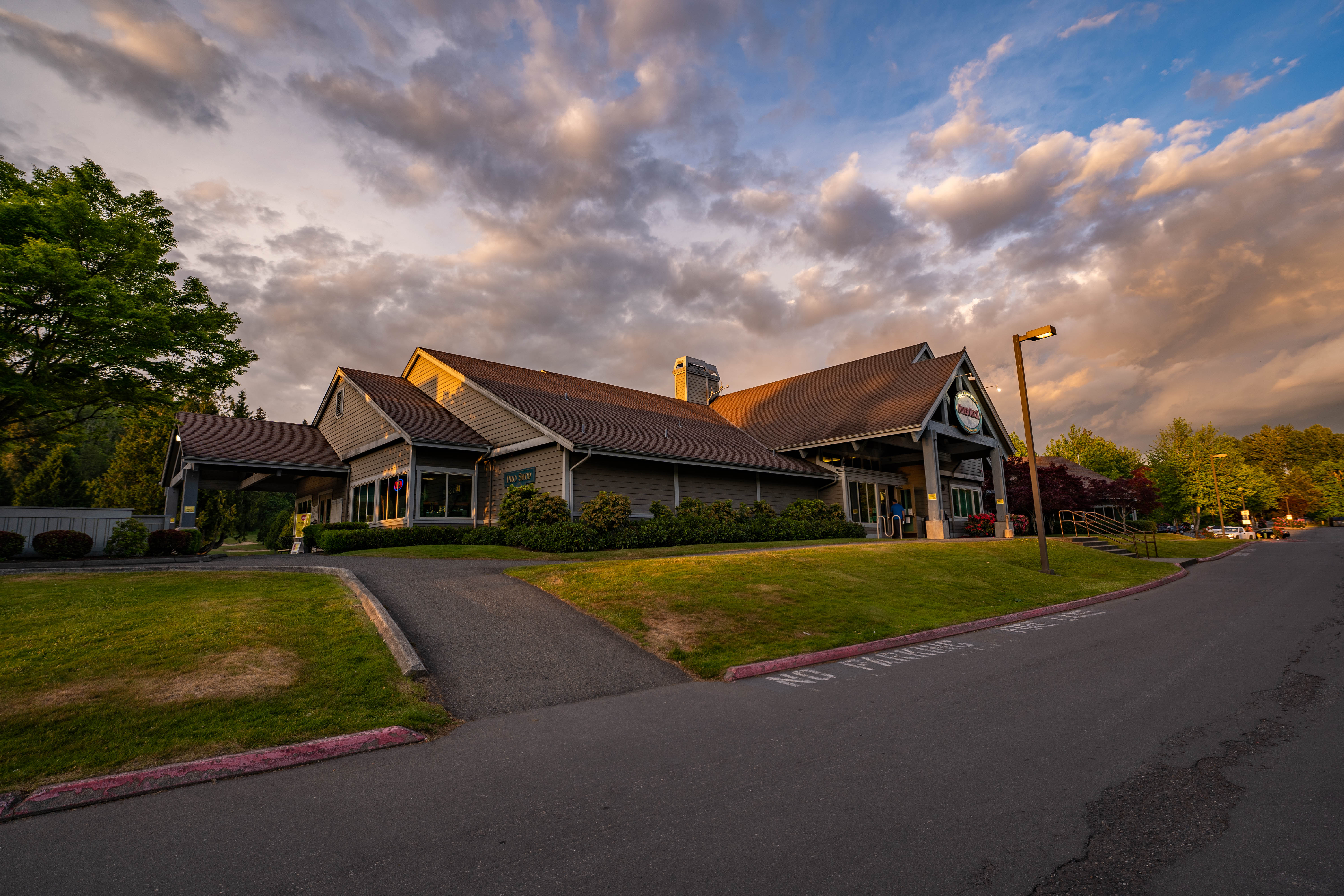 Maplewood Golf Course clubhouse